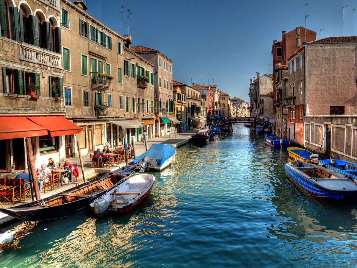 Venice canals at the jewish ghetto